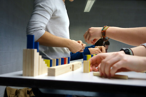 Teambuilding Bauen mit Domino